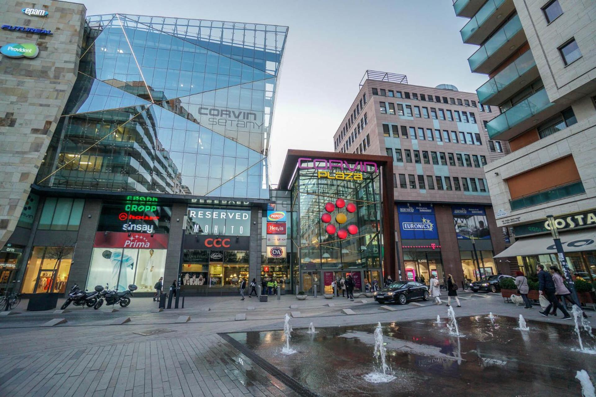 Mega Sale - Book Now - Corvin Royal Apartments Budapest Eksteriør bilde